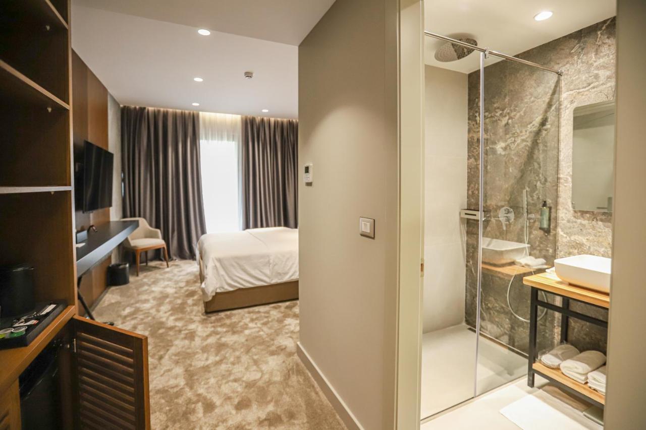 Urbanin Apartment & Hotel Тирана Экстерьер фото