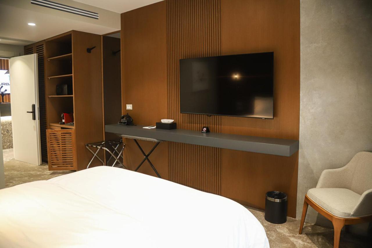 Urbanin Apartment & Hotel Тирана Экстерьер фото