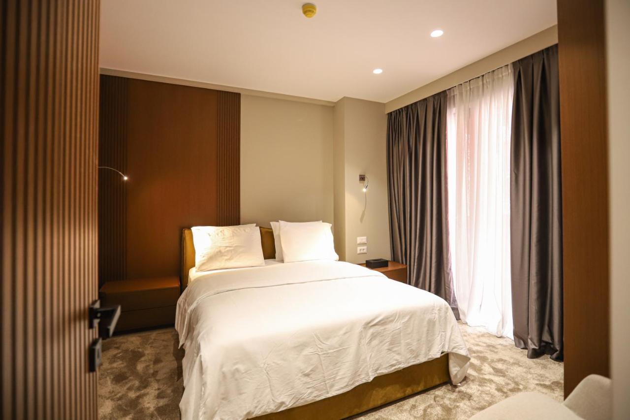 Urbanin Apartment & Hotel Тирана Экстерьер фото
